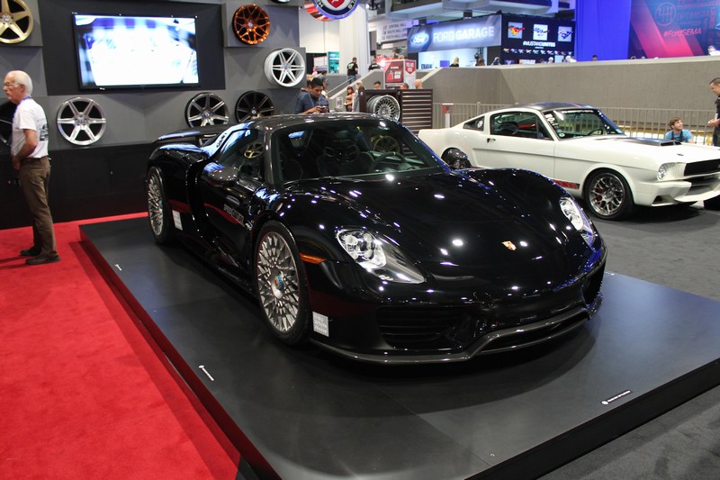 RW-Carbon-SEMA-Show-2014 (18)