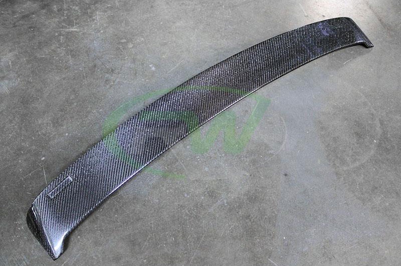 RW-Carbon-Fiber-Roof-Spoiler-BMW-F10-528i-535i-550i-M5-1