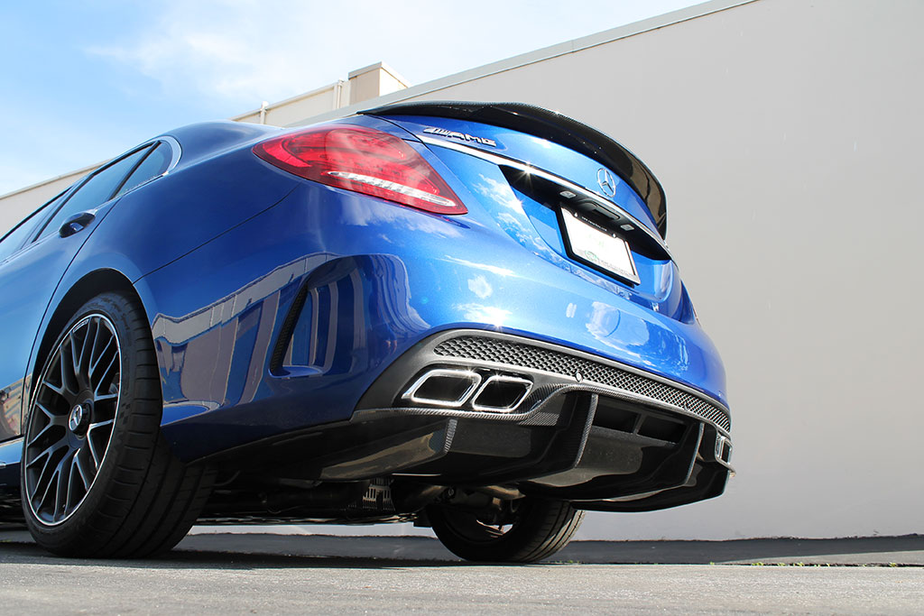rw-carbon-fiber-mercedes-w205-c63s-amg-build-6